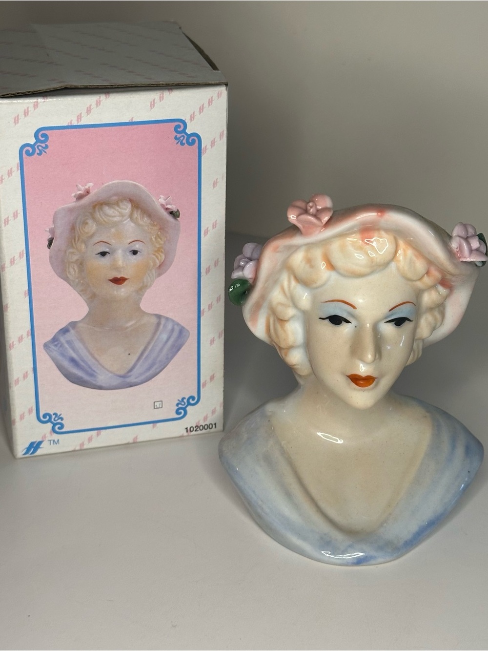 Vintage MCM Porcelain Glamour Girl Head Vase Pink Floral Hat Blue Dress 1950 NEW
